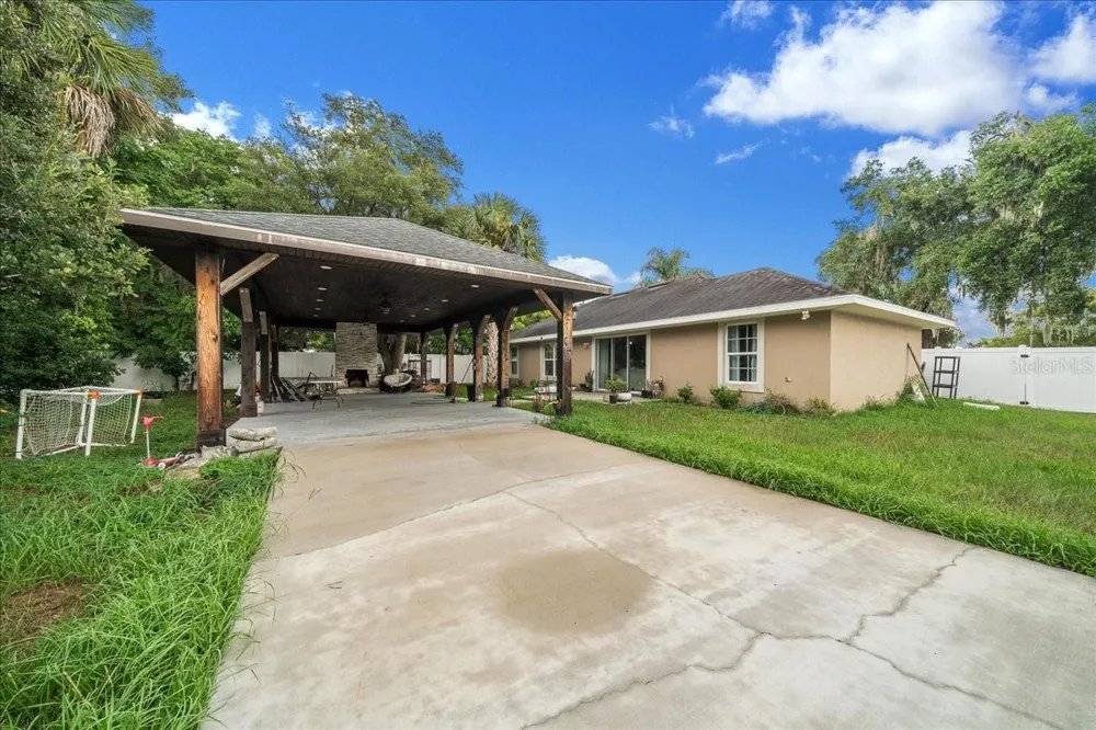 60 OWENS STREET Umatilla, FL 32784