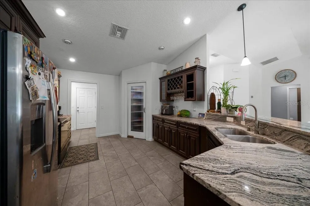60 OWENS STREET Umatilla, FL 32784