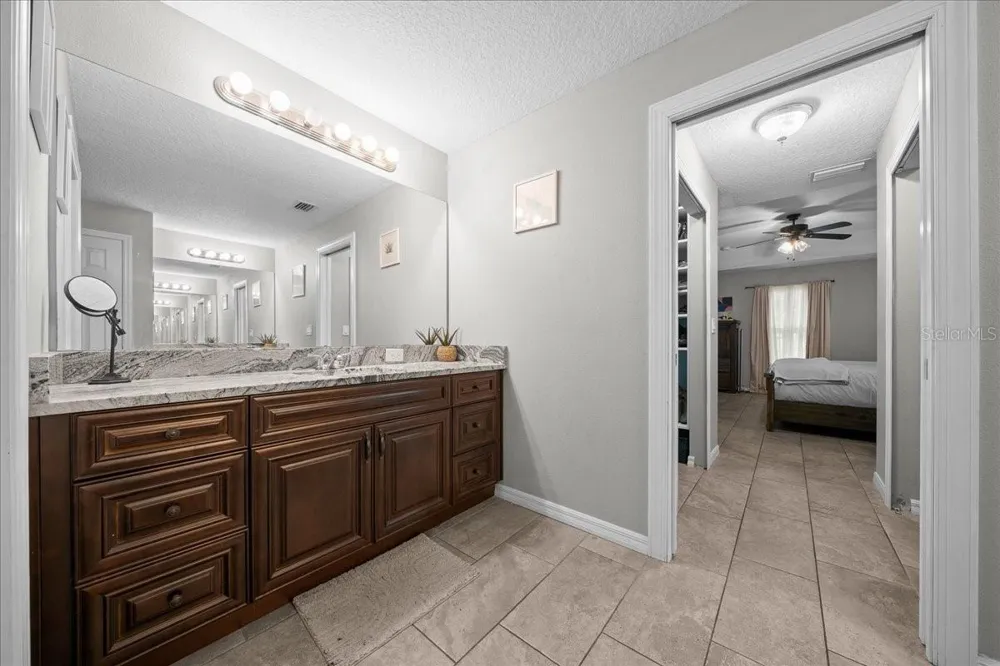 60 OWENS STREET Umatilla, FL 32784
