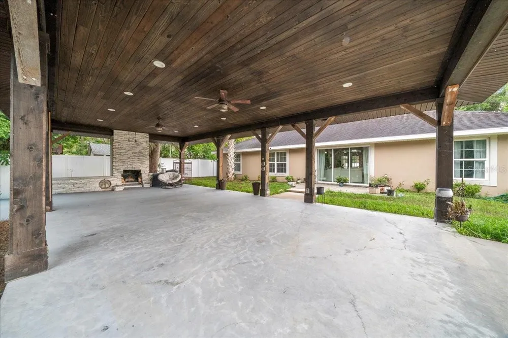 60 OWENS STREET Umatilla, FL 32784