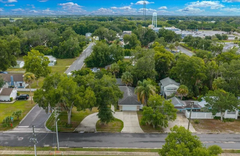 60 OWENS STREET Umatilla, FL 32784