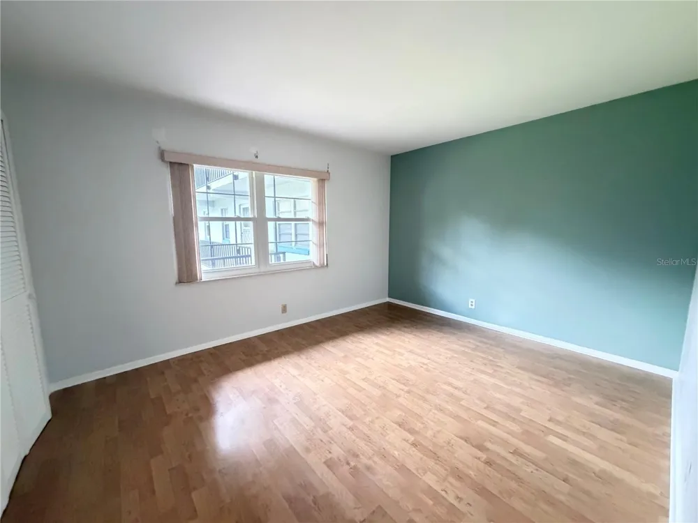333 LAKE HOWARD DRIVE NW #211B Winter Haven, FL 33880