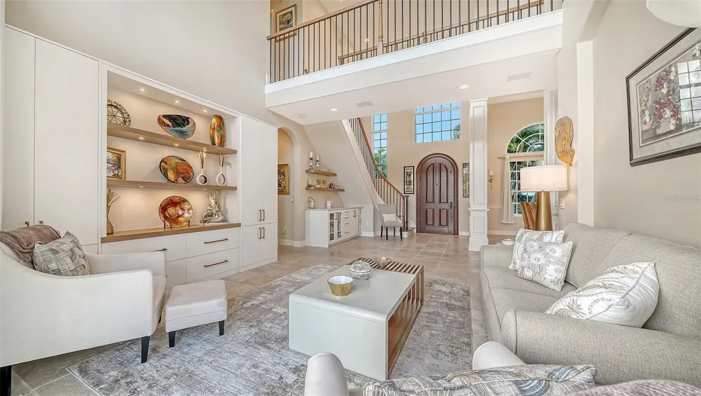 657 HALYARD LANE Longboat Key, FL 34228