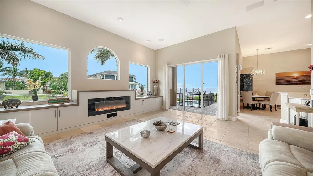 657 HALYARD LANE Longboat Key, FL 34228