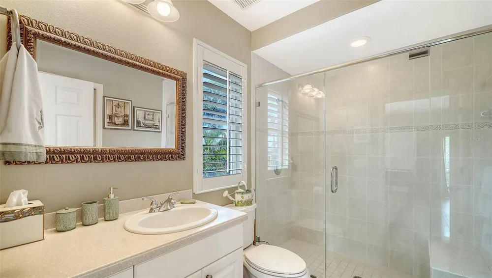 657 HALYARD LANE Longboat Key, FL 34228