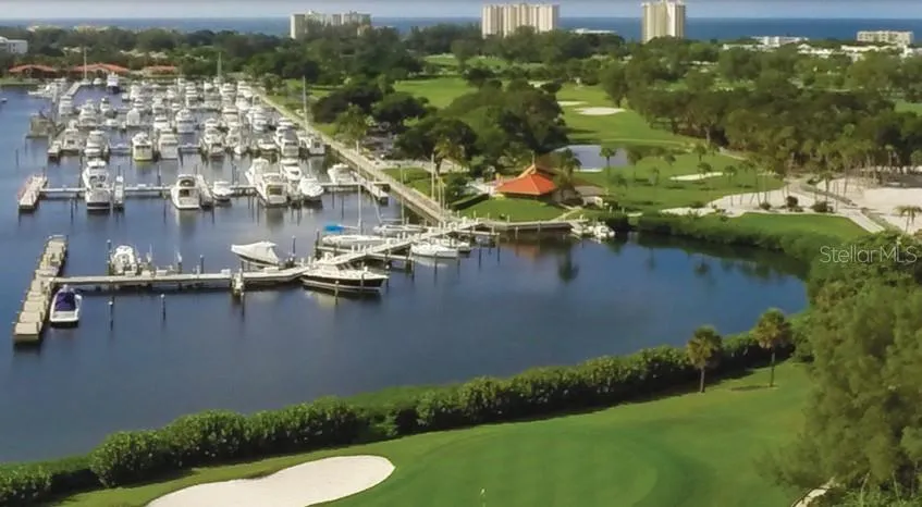 657 HALYARD LANE Longboat Key, FL 34228