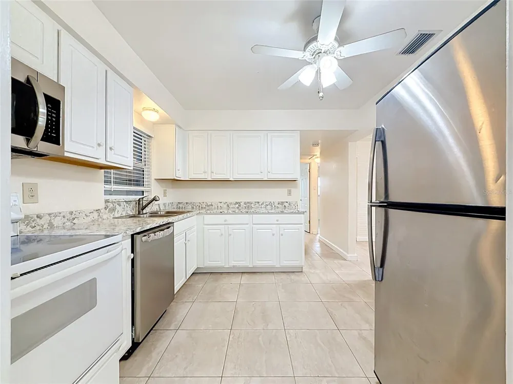 6430 83RD AVENUE Pinellas Park, FL 33781
