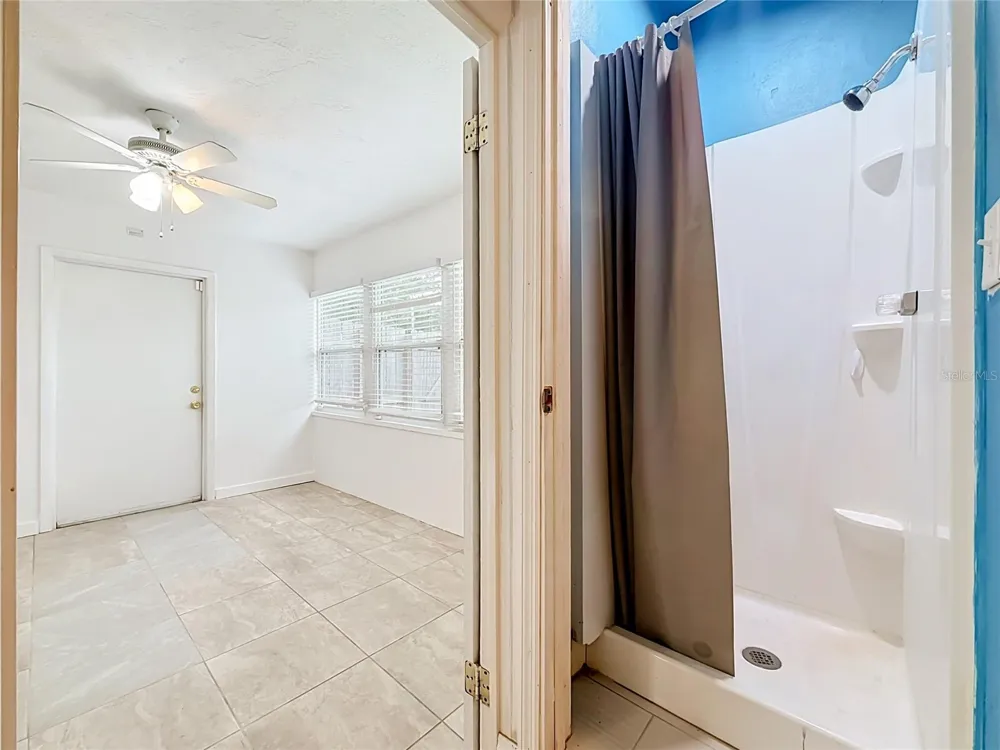 6430 83RD AVENUE Pinellas Park, FL 33781