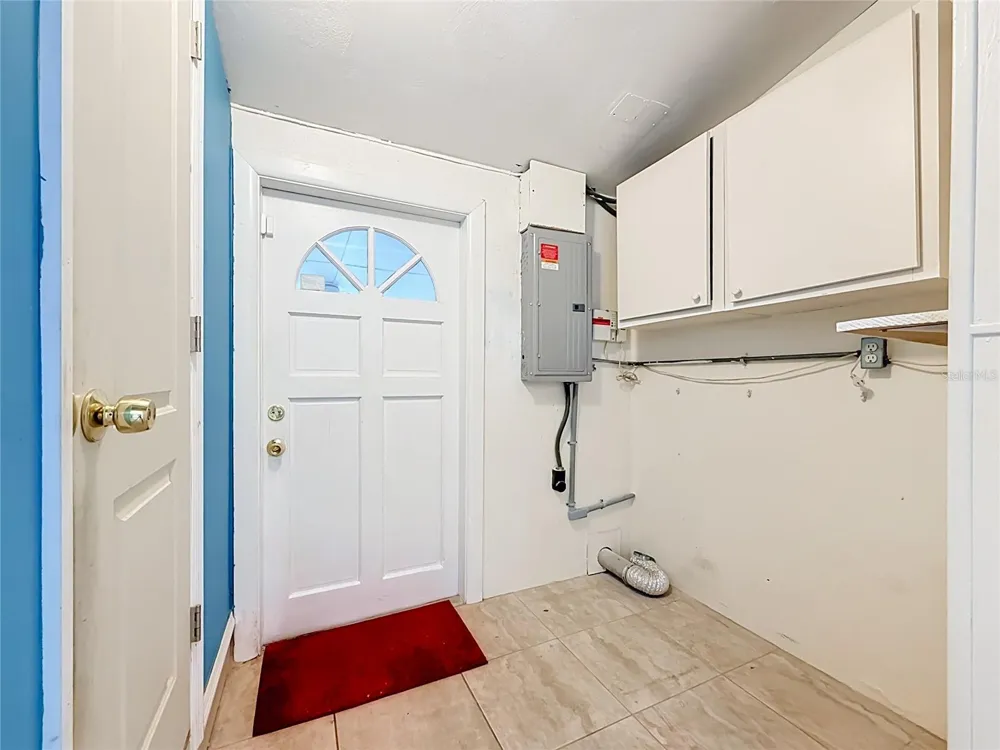 6430 83RD AVENUE Pinellas Park, FL 33781