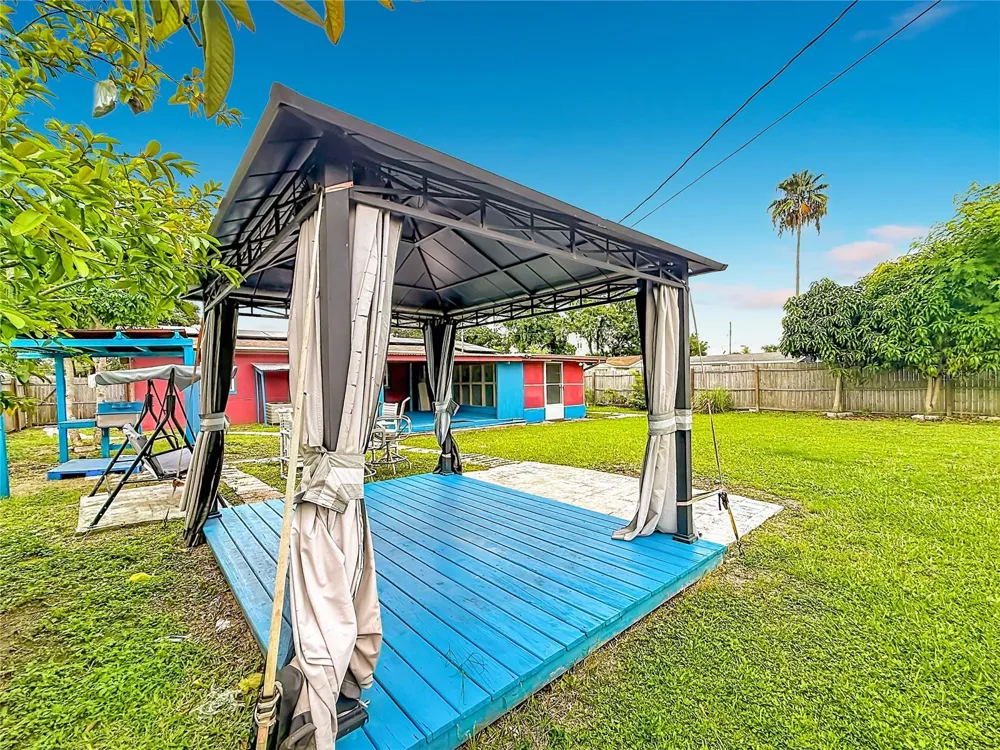 6430 83RD AVENUE Pinellas Park, FL 33781