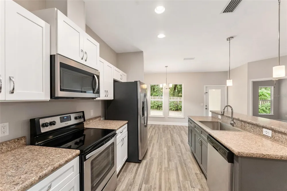 12174 NW 162ND DRIVE Alachua, FL 32615
