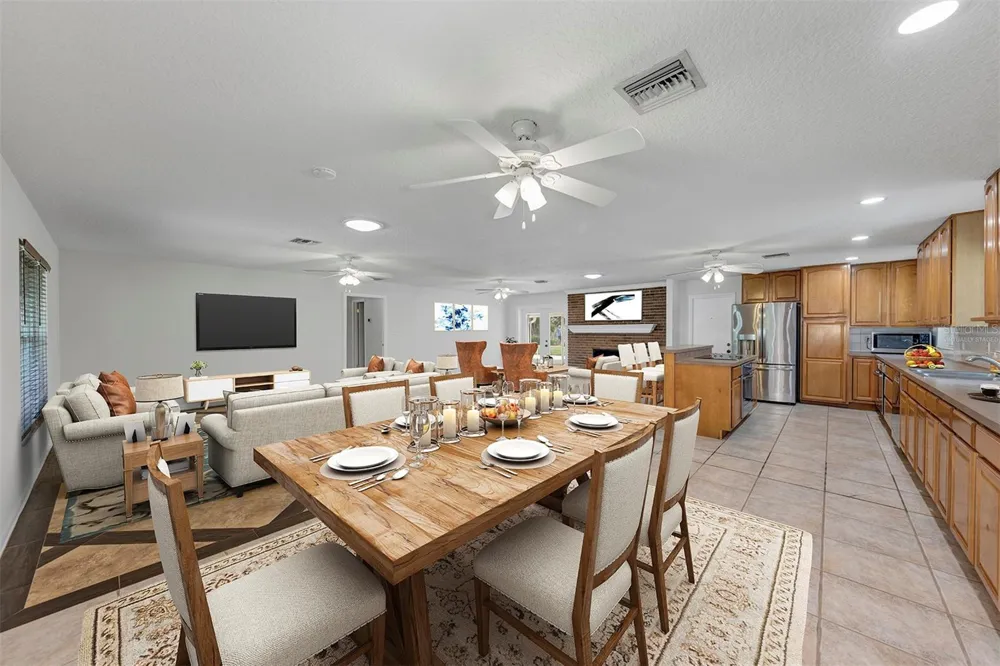 3021 BRANDYWINE DRIVE Orlando, FL 32806