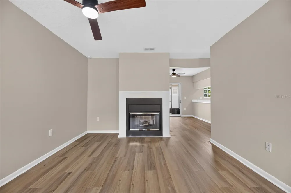 1214 BIG PINE DRIVE Valrico, FL 33596