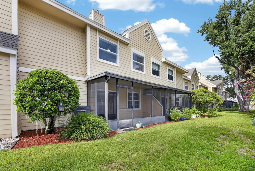 1214 BIG PINE DRIVE Valrico, FL 33596