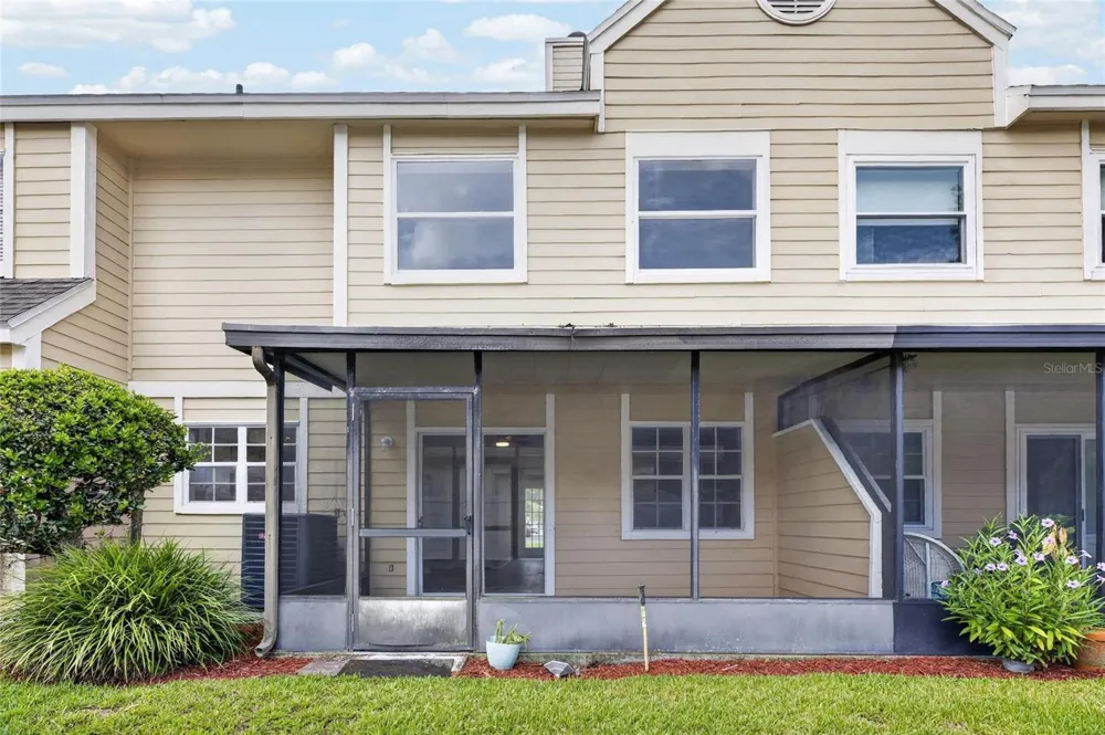 1214 BIG PINE DRIVE Valrico, FL 33596