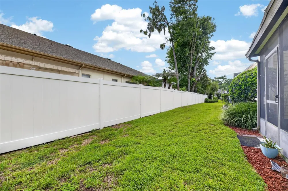 1214 BIG PINE DRIVE Valrico, FL 33596
