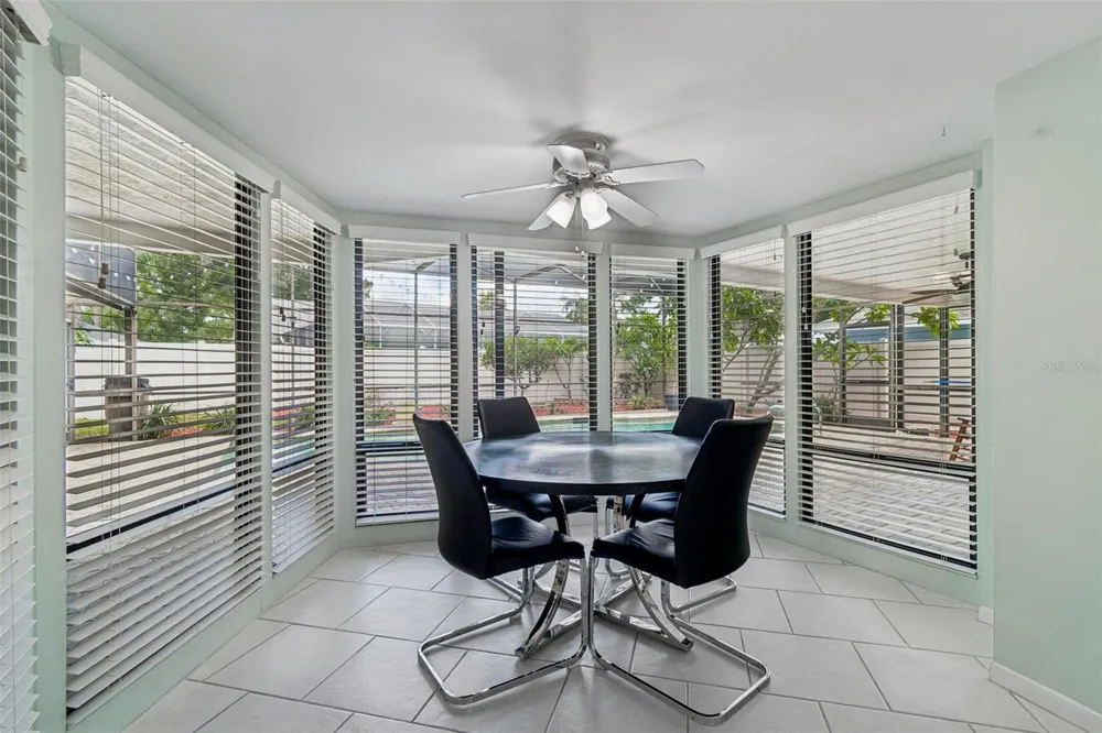 1563 MISTY PLATEAU TRAIL Clearwater, FL 33765