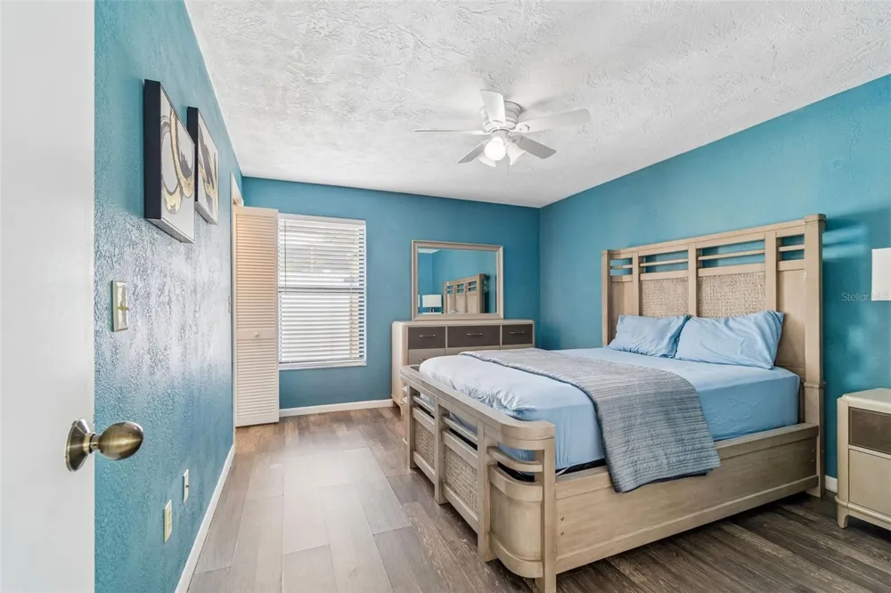 1563 MISTY PLATEAU TRAIL Clearwater, FL 33765