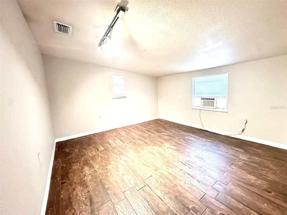 4111 28TH STREET St Petersburg, FL 33714