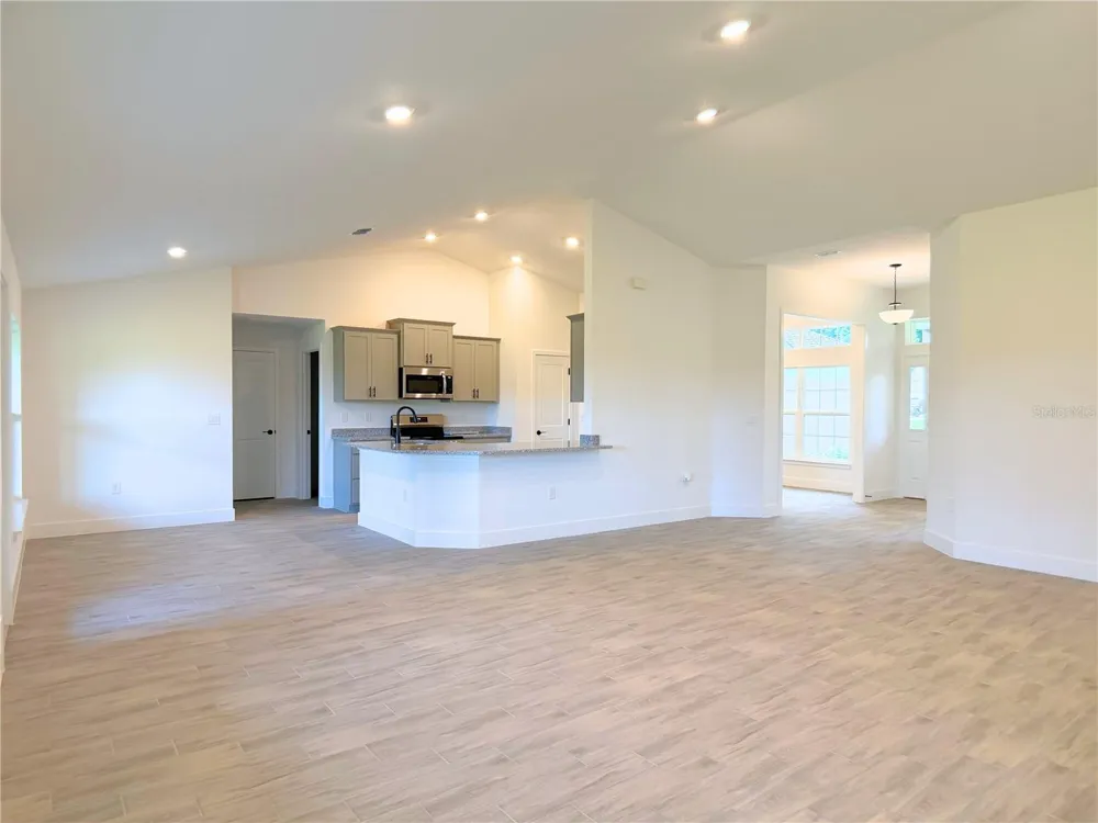 36893 HIDDEN VIEW CIRCLE Dade City, FL 33523