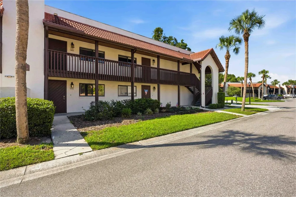 6204 COUNTRY CLUB DRIVE #F24 Lake Wales, FL 33898