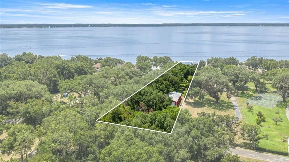 11940 SE 128TH PLACE ROAD Ocklawaha, FL 32179