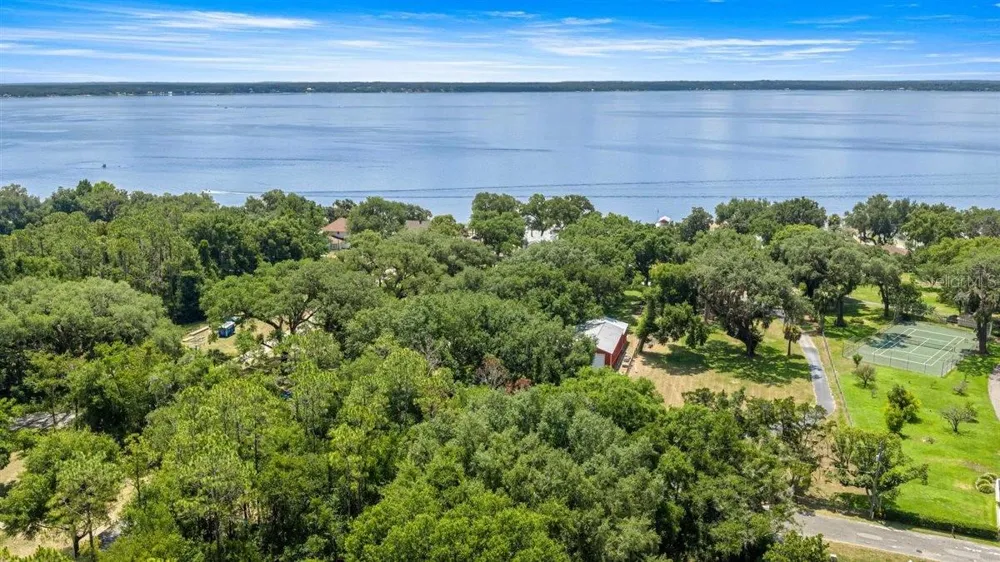 11940 SE 128TH PLACE ROAD Ocklawaha, FL 32179