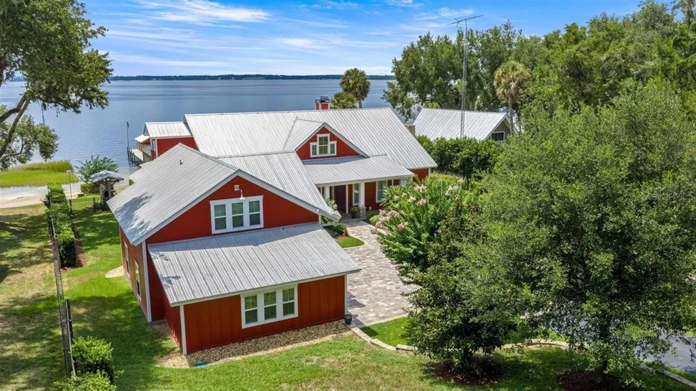 11940 SE 128TH PLACE ROAD Ocklawaha, FL 32179