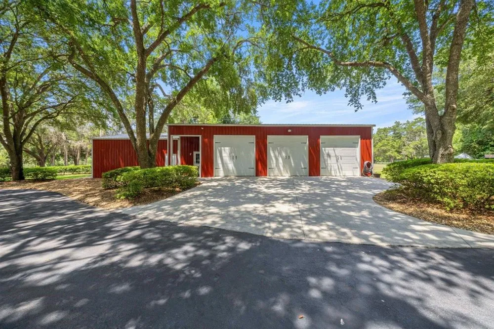 11940 SE 128TH PLACE ROAD Ocklawaha, FL 32179
