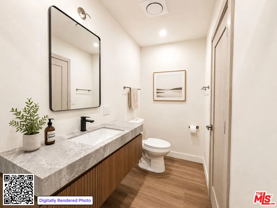 2449 Beachwood Drive #11 Hollywood Hills, CA 90068