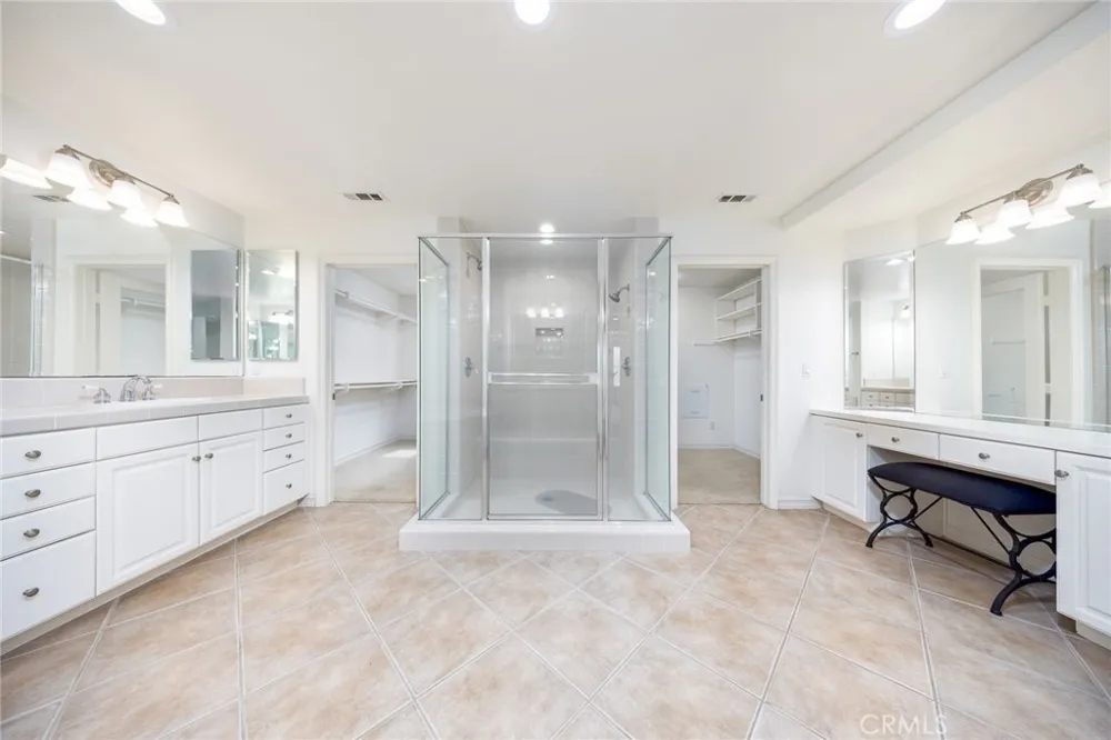 2225 Saratoga Lane Glendora, CA 91741