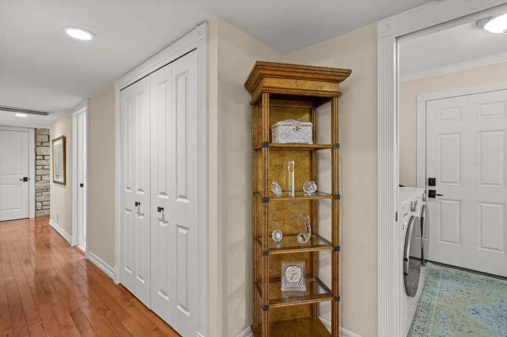 15333 Kennedy Road Los Gatos, CA 95032