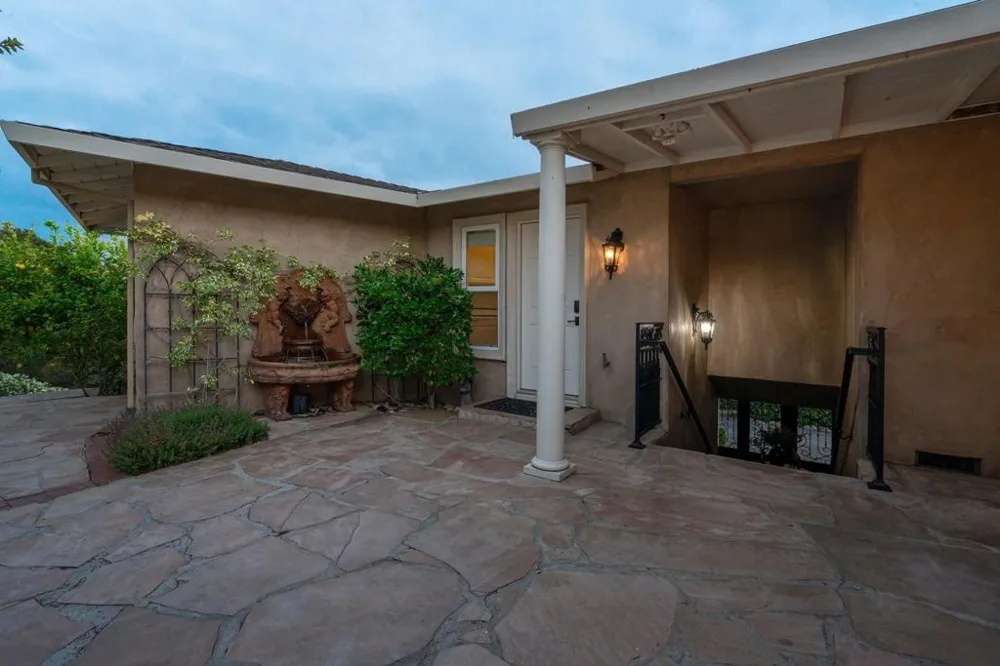 15333 Kennedy Road Los Gatos, CA 95032