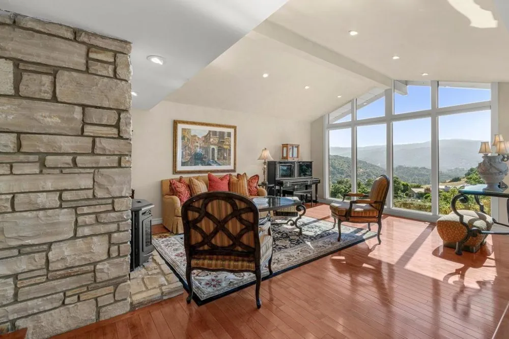 15333 Kennedy Road Los Gatos, CA 95032