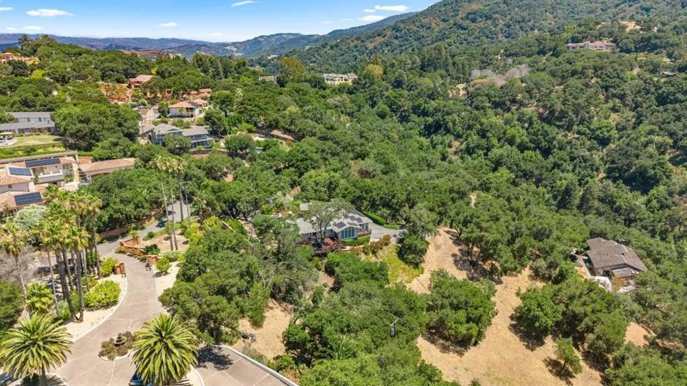 15333 Kennedy Road Los Gatos, CA 95032