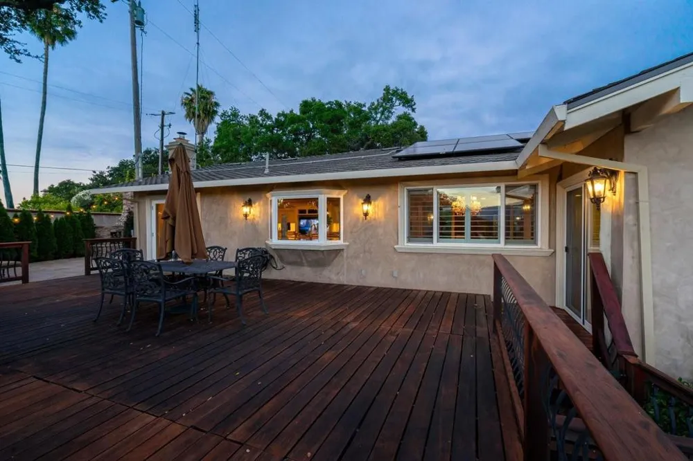 15333 Kennedy Road Los Gatos, CA 95032