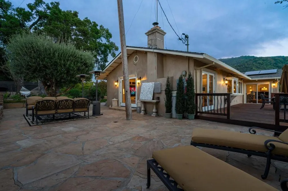 15333 Kennedy Road Los Gatos, CA 95032
