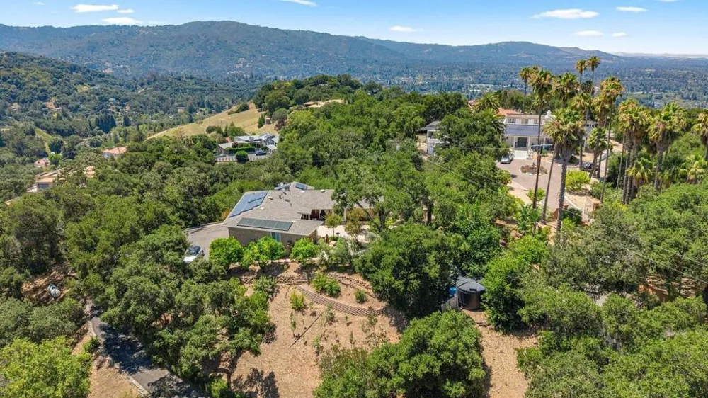 15333 Kennedy Road Los Gatos, CA 95032