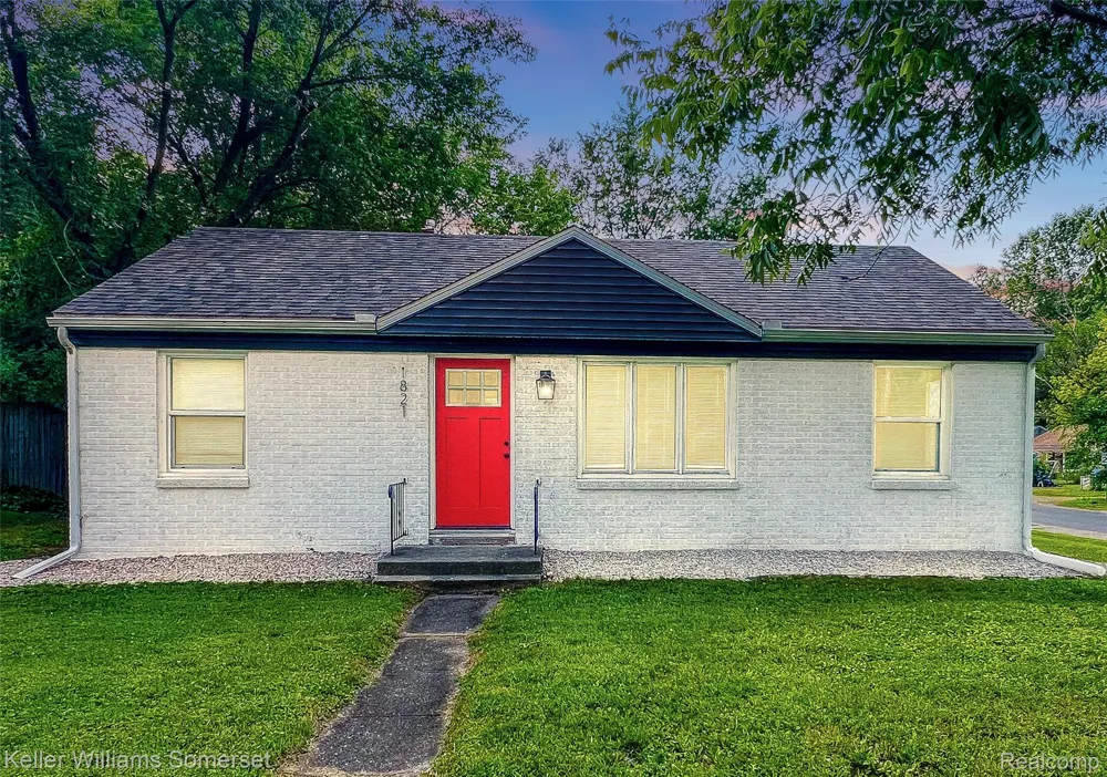 1821 Nazareth Road Kalamazoo Charter Township, MI 49048