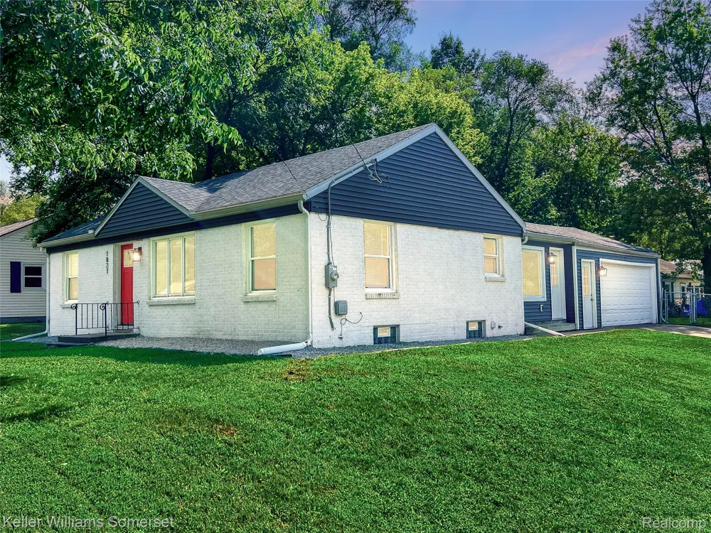 1821 Nazareth Road Kalamazoo Charter Township, MI 49048