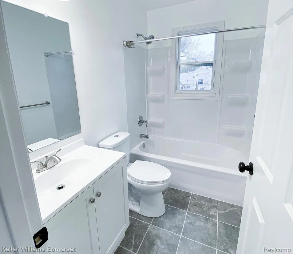 1821 Nazareth Road Kalamazoo Charter Township, MI 49048