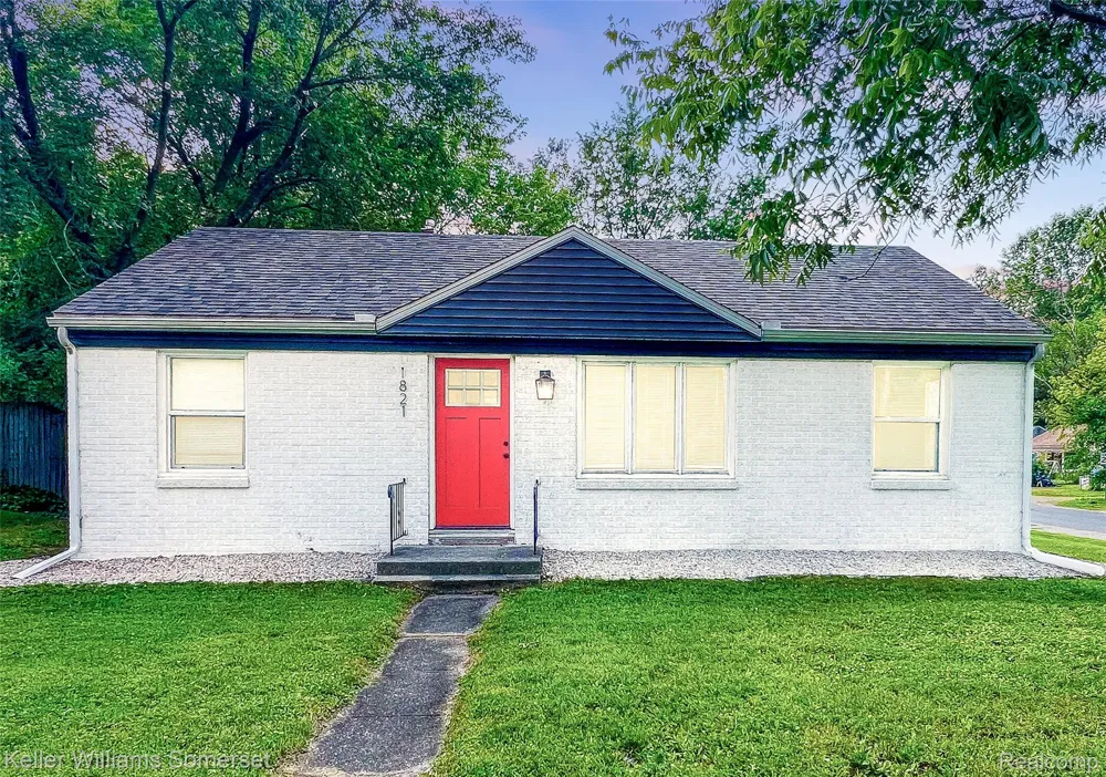 1821 Nazareth Road Kalamazoo Charter Township, MI 49048