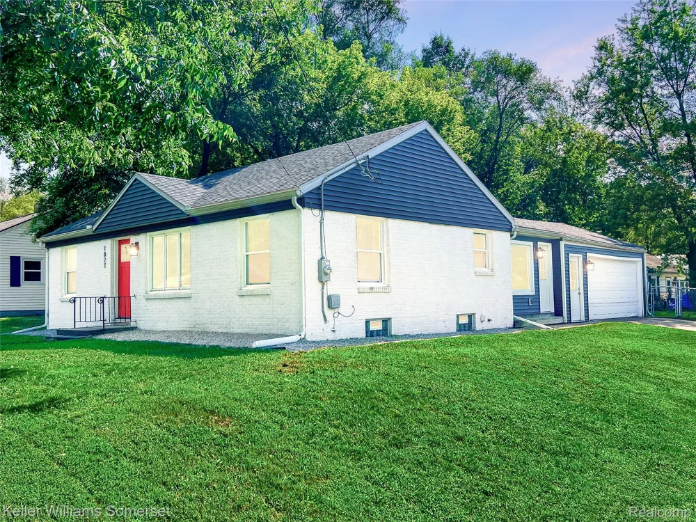 1821 Nazareth Road Kalamazoo Charter Township, MI 49048