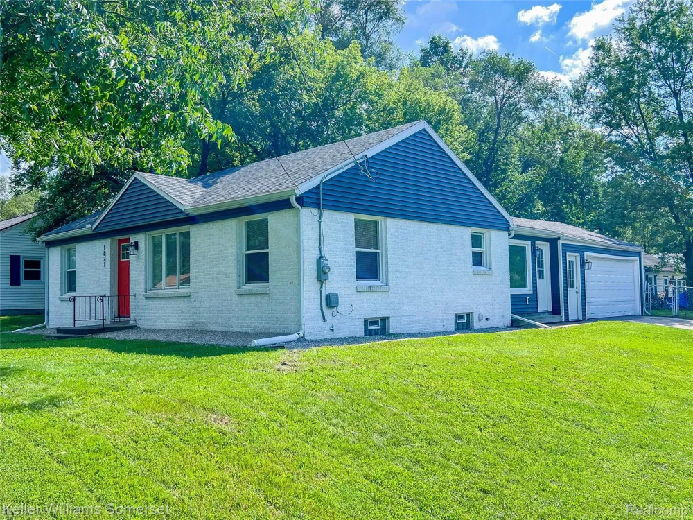 1821 Nazareth Road Kalamazoo Charter Township, MI 49048