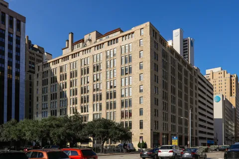1122 Jackson Street #402
