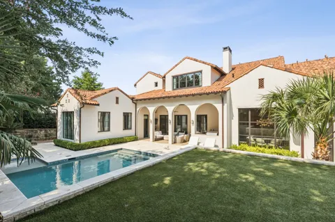 1402 Fountain Grass Court
