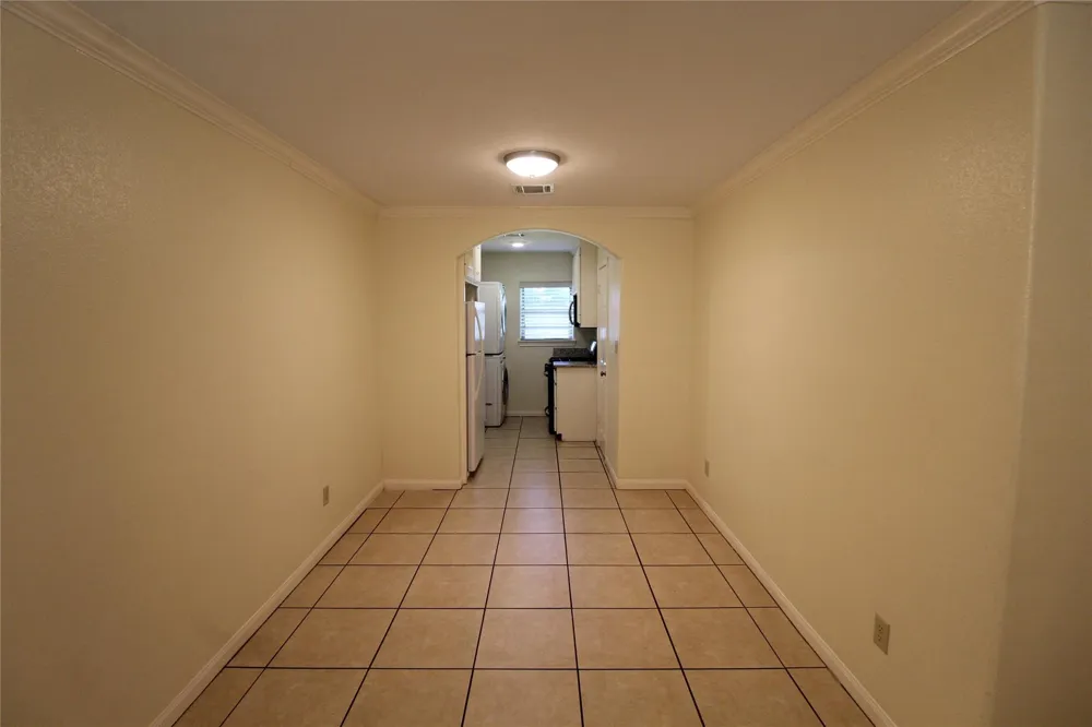 814 Mobile Drive #B Pasadena, TX 77506