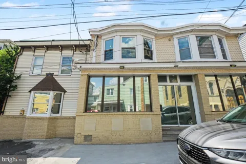 214 JARDIN STREET