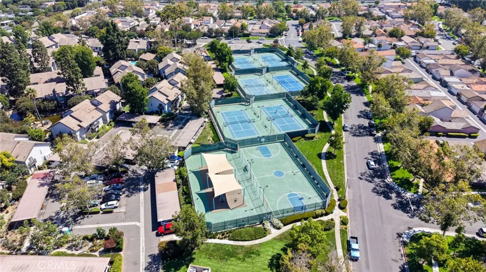 127 Lemon Irvine, CA 92618