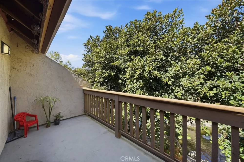 127 Lemon Irvine, CA 92618